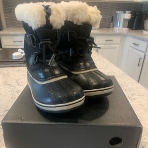 Sorrel Girls winter Waterproof boots
